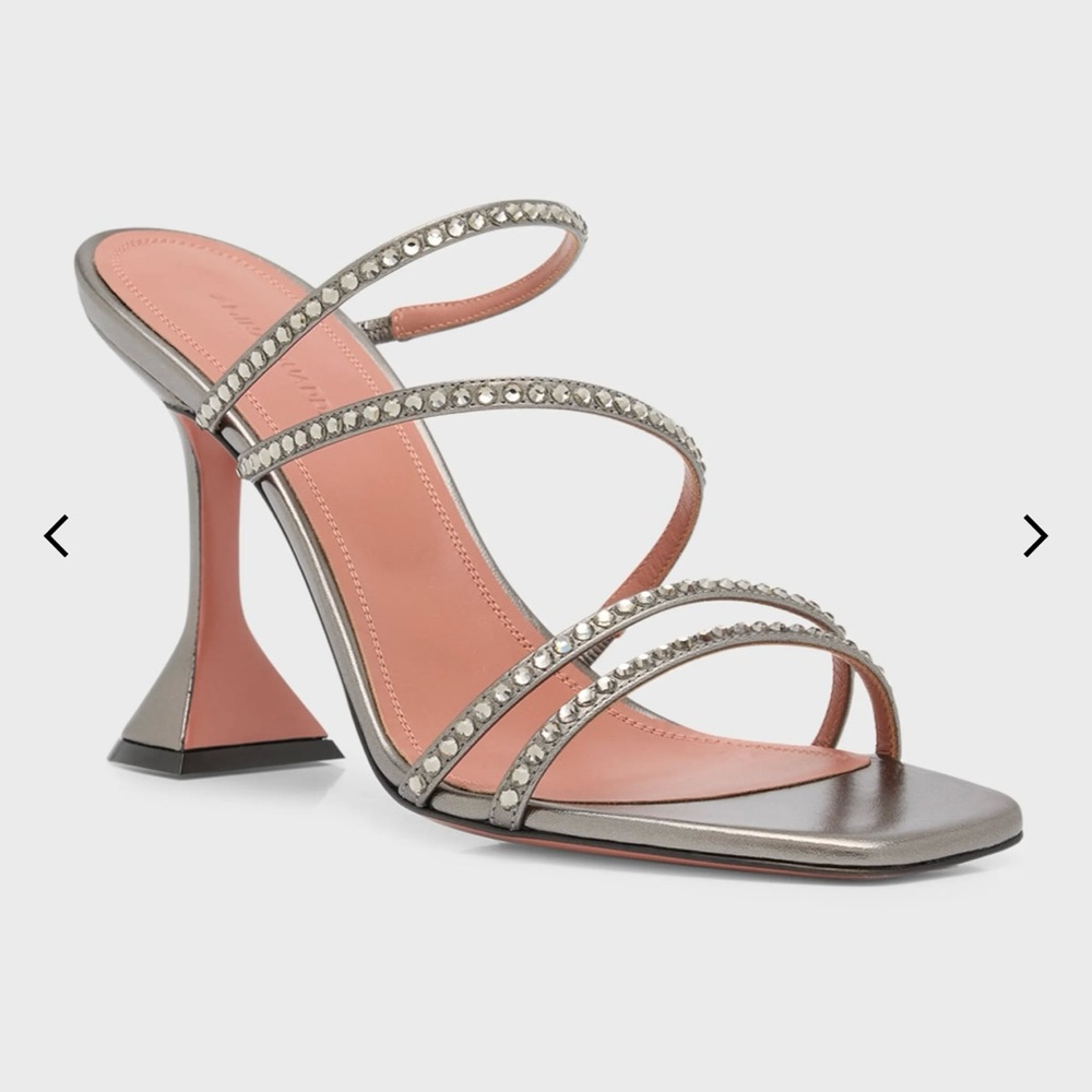 Sandals - Picture 2 of 9